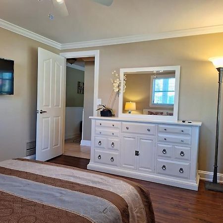 Vacation Home On Alligator Drive Woodmere 外观 照片