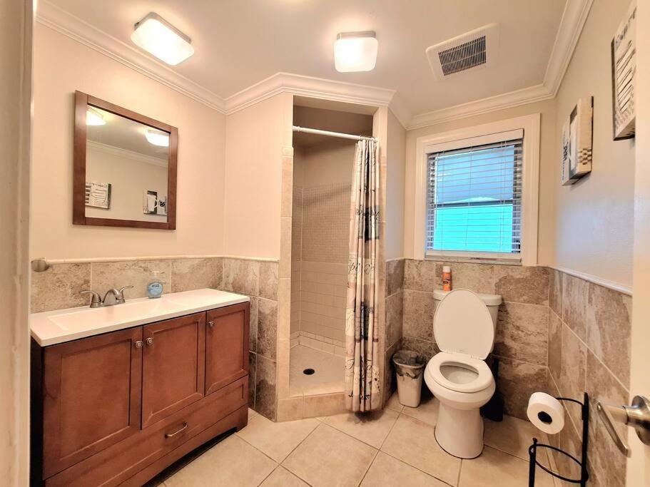 Vacation Home On Alligator Drive Woodmere 外观 照片
