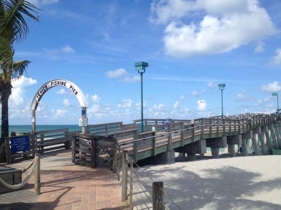 Vacation Home On Alligator Drive Woodmere 外观 照片